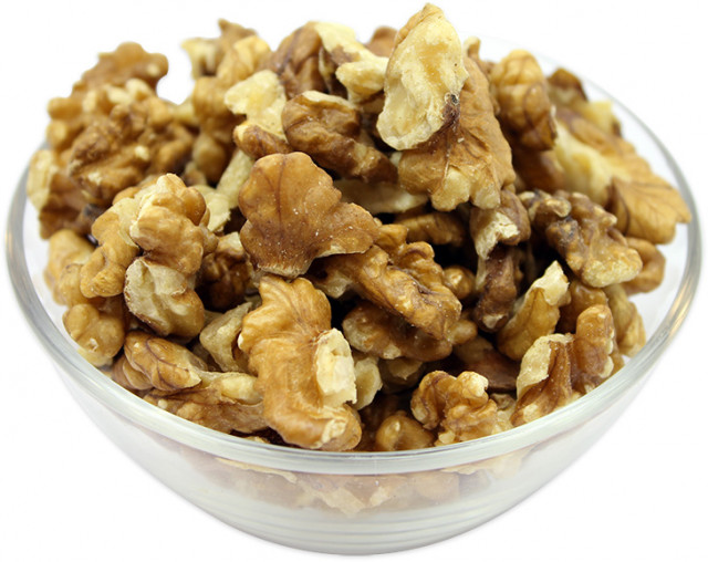 Wholesale Organic Walnuts Light Quarters/Broken | Nuts in Bulk